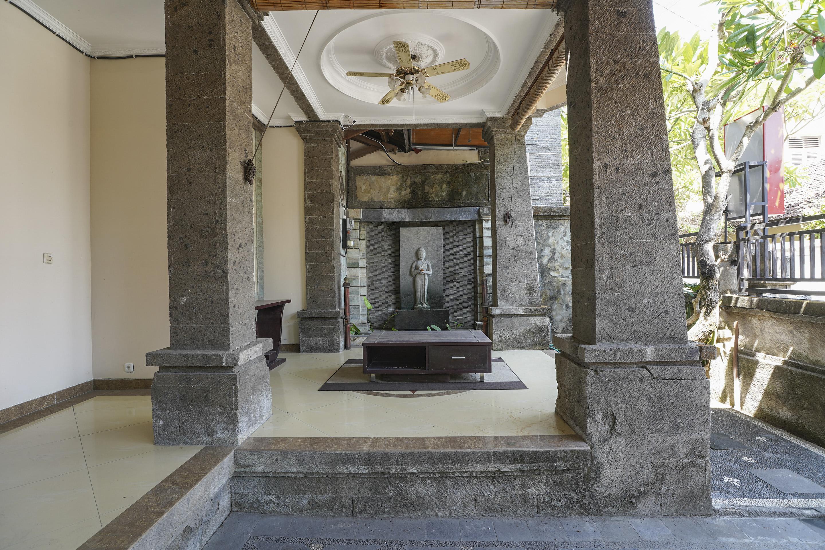 Oyo 2321 Griya Shanti Homestay Ketewel المظهر الخارجي الصورة